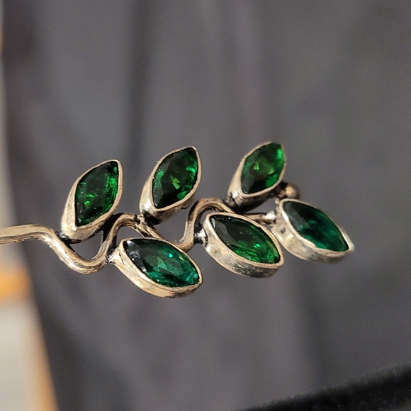 Green Quartz & Sterling Silver Earrings - Picture 2 of 4